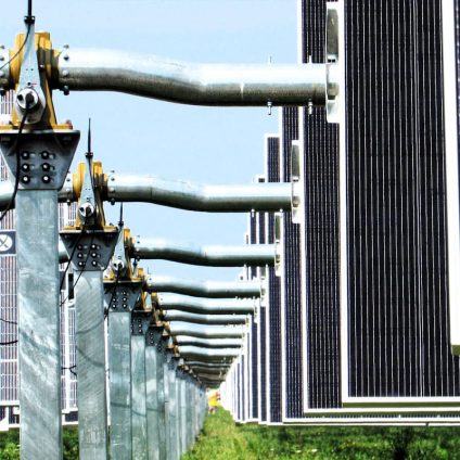 Rinnovabili • Solar trackers reach 111 GW record in 2024