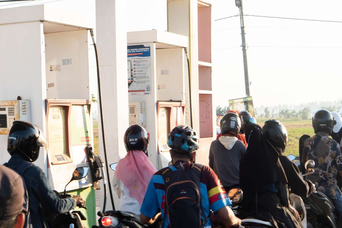 Energy crisis emergency measures: global response